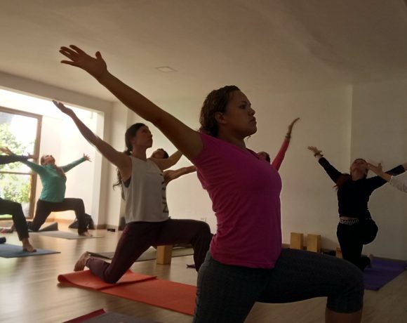 Asana en el Hatha Yoga 2 Asana en el Hatha Yoga 2